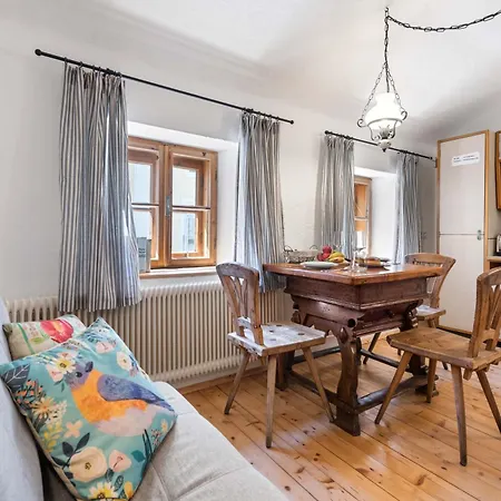 Alter Brotladen - Melk Center Apartment